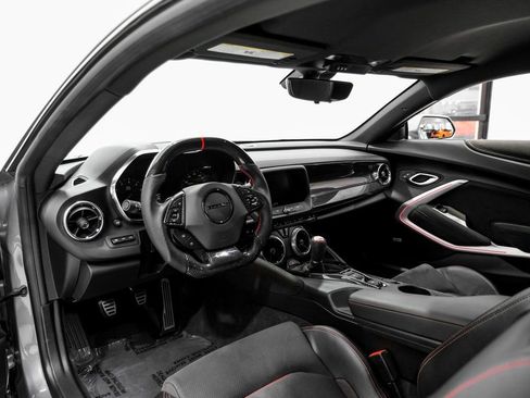 Used 2020 Chevrolet Camaro ZL1 image 6
