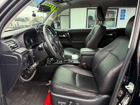 Used 2018 Toyota 4Runner TRD Pro AWD/4WD image 12