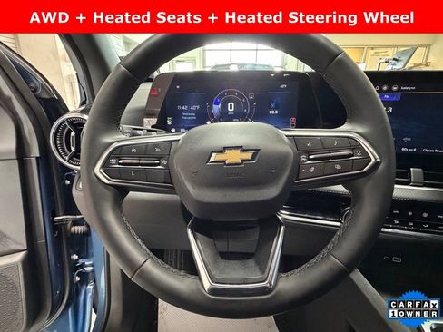 Used 2025 Chevrolet Equinox LT w/ Convenience Package II image 12