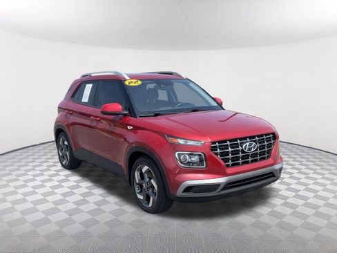 Used 2022 Hyundai Venue SEL FWD image 4
