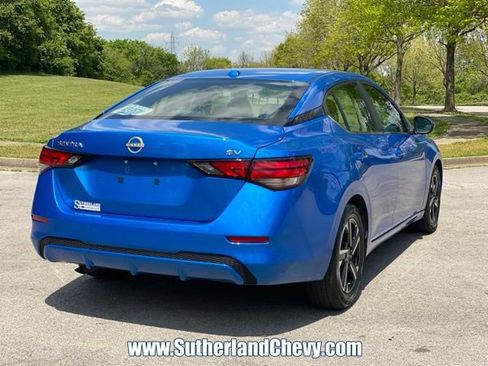 Used 2024 Nissan Sentra SV FWD image 7