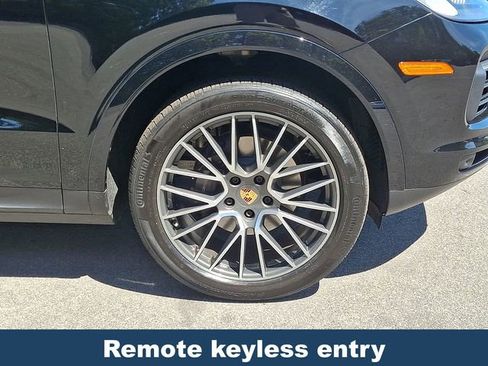 Used 2019 Porsche Cayenne AWD/4WD image 10
