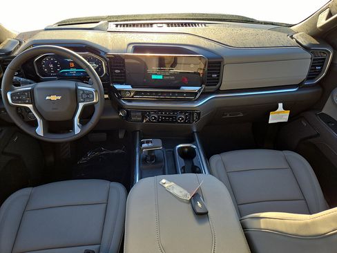 New 2026 Chevrolet Silverado 1500 LTZ w/ LTZ Premium Package image 14