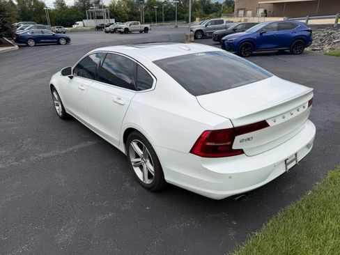 Used 2018 Volvo S90 T5 Momentum w/ Momentum Plus Package AWD/4WD image 7