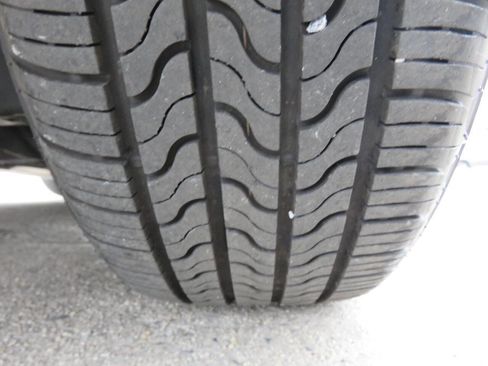 Used 2017 Volkswagen Golf Wolfsburg Edition image 35