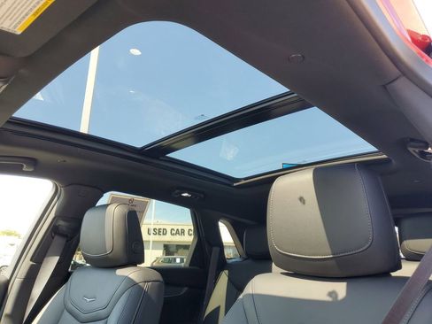 Certified 2024 Cadillac XT5 Sportv AWD/4WD image 17