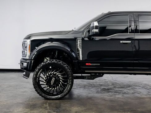 Used 2024 Ford F450 Limited w/ FX4 Off-Road Package image 10