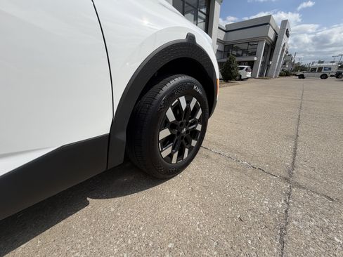 Certified 2025 Hyundai Santa Cruz SEL AWD/4WD image 18
