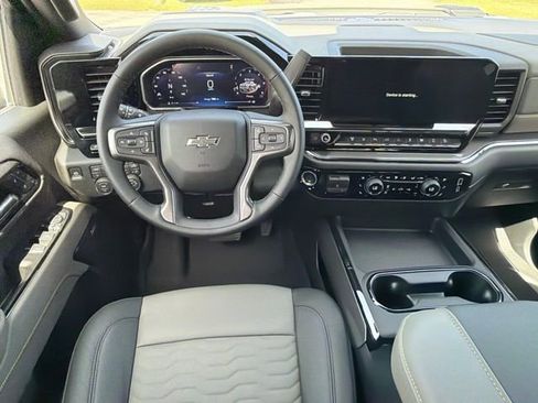 New 2026 Chevrolet Silverado 2500 ZR2 AWD/4WD image 17