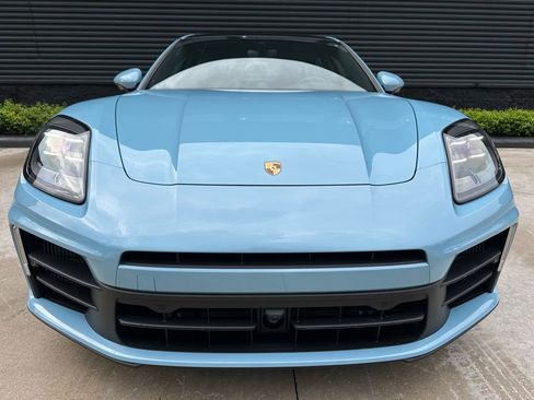 Used 2026 Porsche Panamera 4 image 7