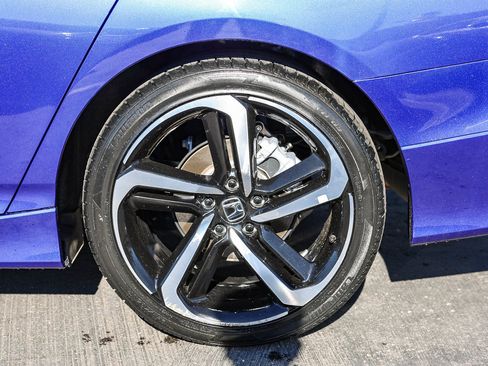 Certified 2022 Honda Accord Sport image 10