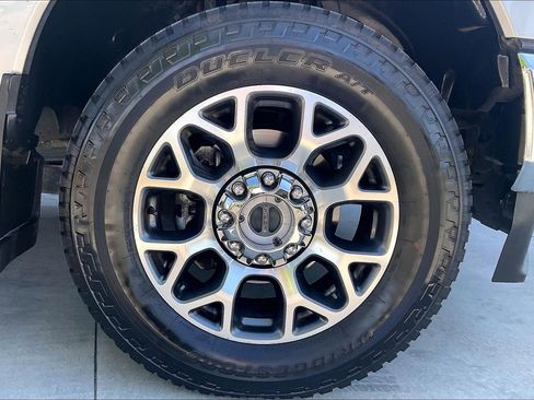 Used 2022 Ford F350 Lariat w/ Lariat Ultimate Package AWD/4WD image 25