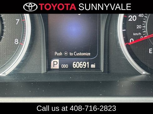 Used 2015 Toyota Camry SE FWD image 27