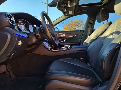 Used 2017 Mercedes-Benz E 300 image 16