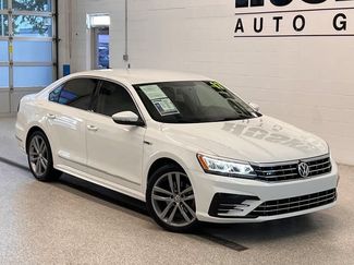 Used 2017 Volkswagen Passat 1.8T R-Line w/ R-Line Lighting Package FWD video 1