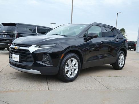 Used 2020 Chevrolet Blazer LT AWD/4WD image 3