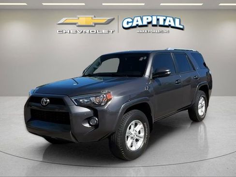 Used 2016 Toyota 4Runner SR5 Premium image 1