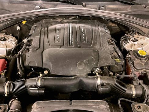 Used 2017 Jaguar F-PACE S image 30