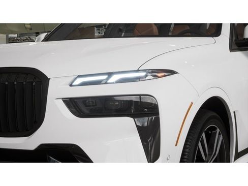 New 2026 BMW X7 xDrive40i AWD/4WD image 6