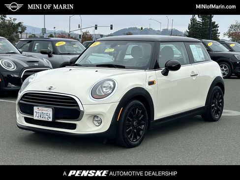 Used 2016 MINI Cooper 2-Door Hardtop image 1