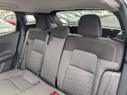Used 2025 Nissan Kicks SV FWD image 15