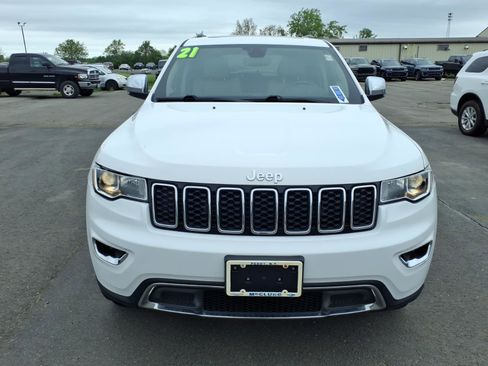 Used 2021 Jeep Grand Cherokee Limited AWD/4WD image 2