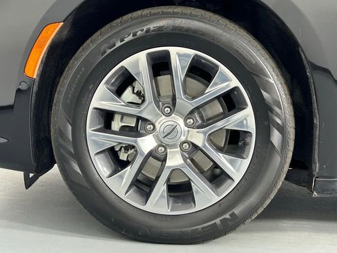 Used 2022 Chrysler Pacifica Pinnacle image 39