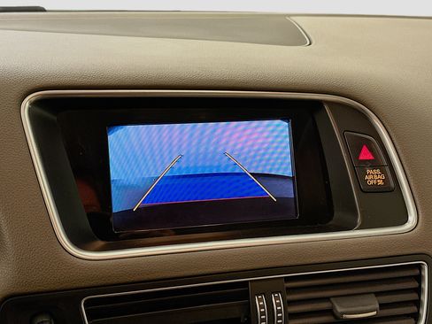 Used 2017 Audi Q5 2.0T Premium image 22