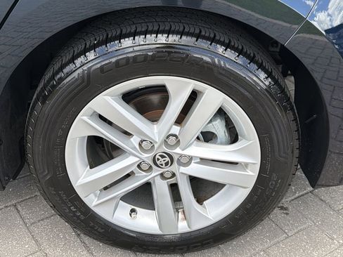 Used 2019 Toyota Corolla SE FWD image 25