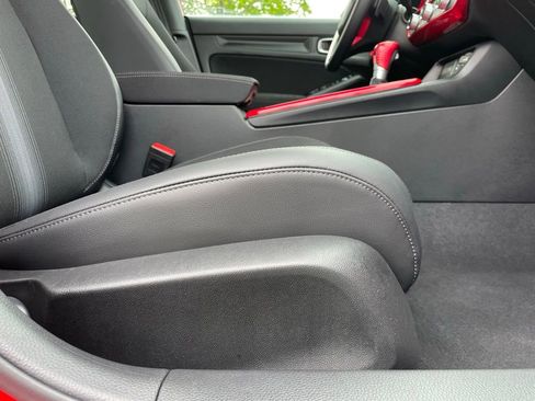 Certified 2025 Honda Civic Sport image 27