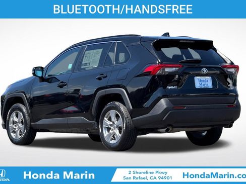 Used 2024 Toyota RAV4 XLE AWD/4WD image 6