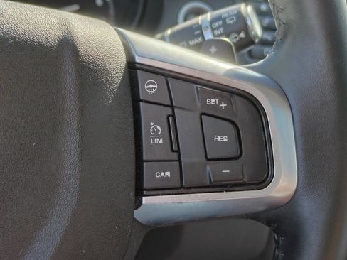 Used 2019 Land Rover Discovery Sport HSE AWD/4WD image 34