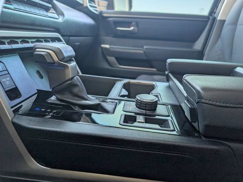 Used 2023 Toyota Tundra SR5 AWD/4WD image 18