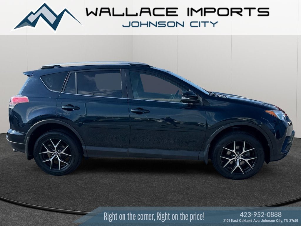 Used 2017 Toyota RAV4 SE AWD/4WD image 6