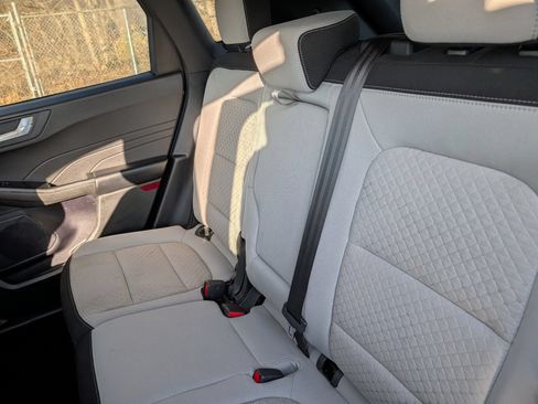Used 2023 Ford Escape Active w/ Tech Pack #2 AWD/4WD image 27