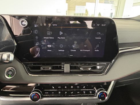 Used 2025 Chevrolet Equinox RS w/ Safety and Technology Package FWD image 13