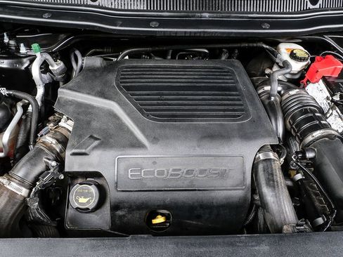 Used 2018 Ford Explorer Sport w/ Equipment Group 401A image 39