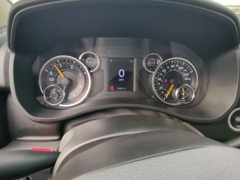 Used 2020 RAM 5500 Tradesman image 14