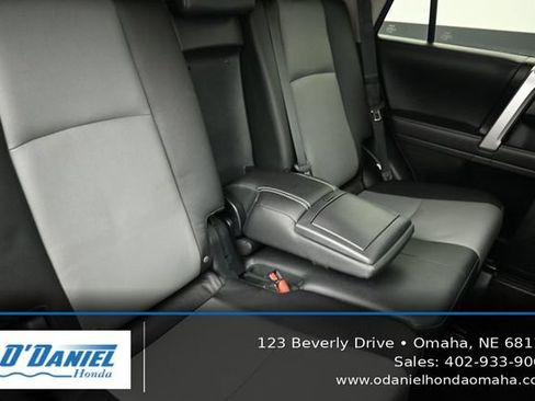 Used 2022 Toyota 4Runner SR5 Premium w/ Moonroof Package AWD/4WD image 41