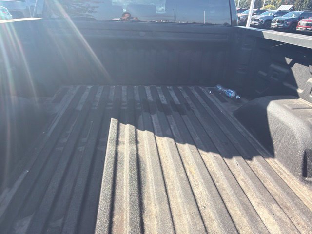 Used 2023 GMC Sierra 1500 Pro w/ Graphite Edition AWD/4WD image 3