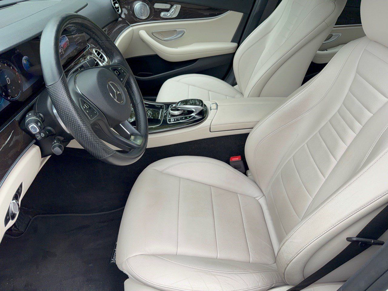 Used 2018 Mercedes-Benz E 400 4MATIC Wagon image 5