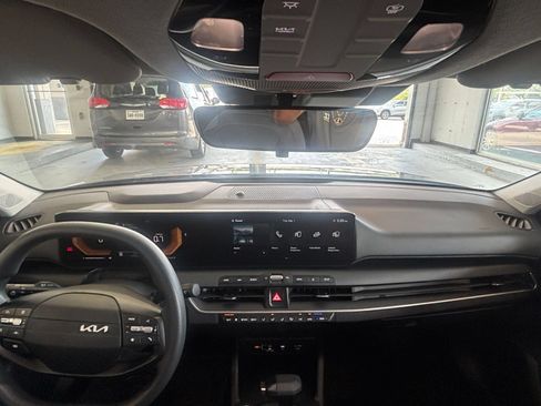 Used 2026 Kia K4 FWD image 32
