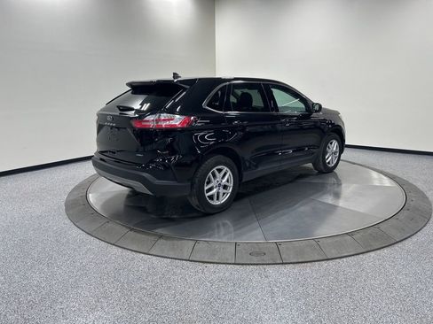 Used 2022 Ford Edge SEL w/ Convenience Package image 6