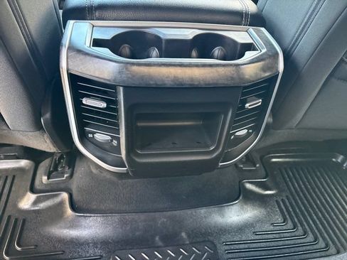 Used 2019 RAM 1500 Big Horn RWD image 18