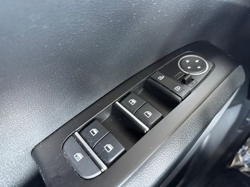 Used 2023 Kia Soul S image 21