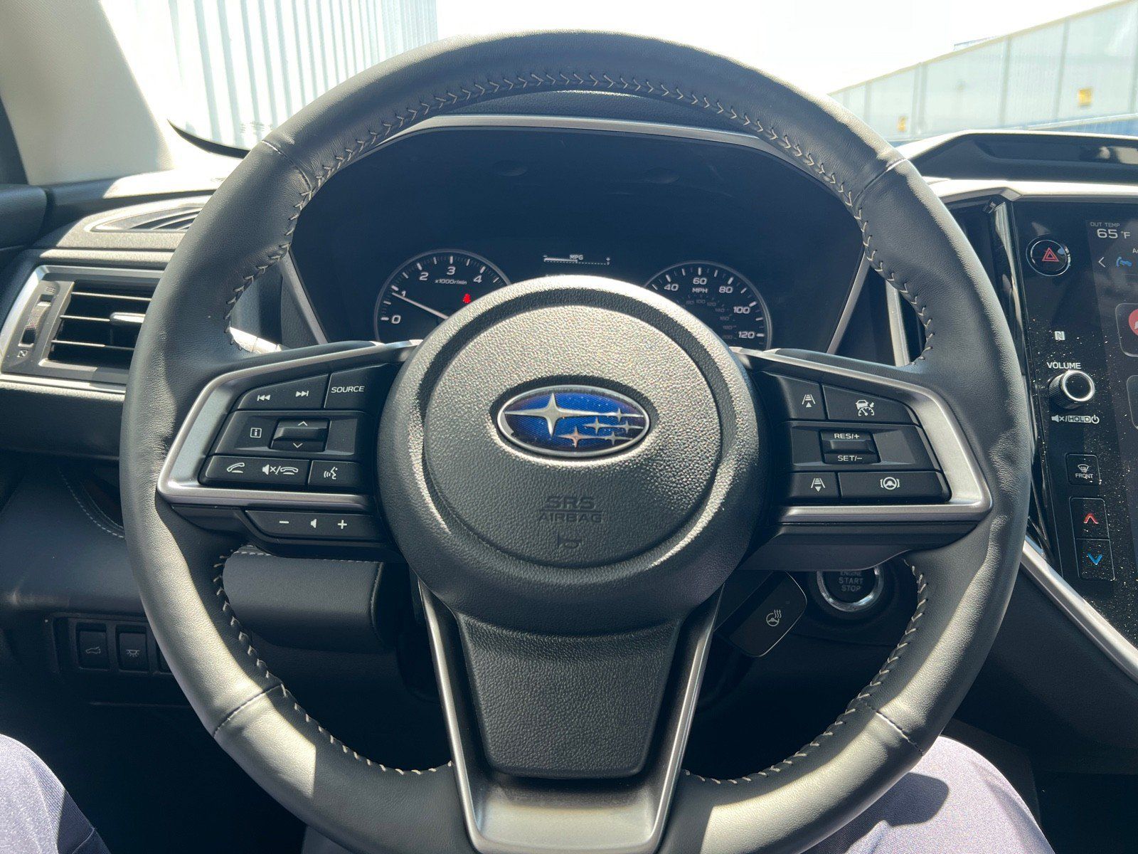Used 2025 Subaru Ascent Touring w/ Popular Package #1 AWD/4WD image 28