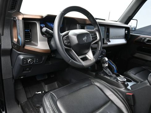 Used 2022 Ford Bronco Outer Banks AWD/4WD image 10