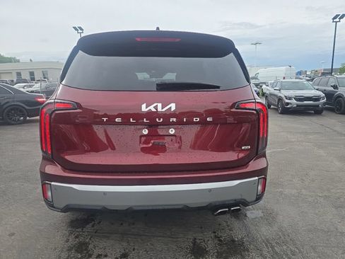 Certified 2023 Kia Telluride EX w/ EX Captain's Chair Package AWD/4WD image 7