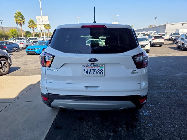 Used 2017 Ford Escape SE FWD image 10