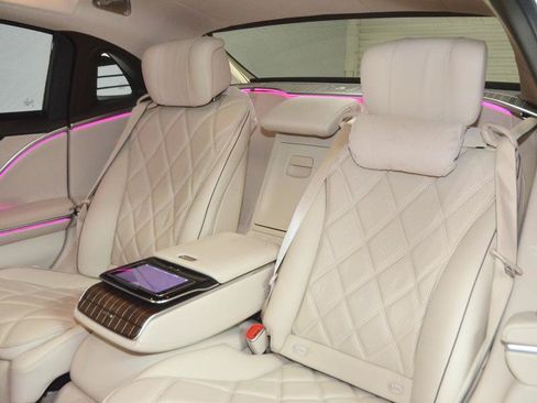 Used 2022 Mercedes-Benz Maybach S 580 4MATIC image 37